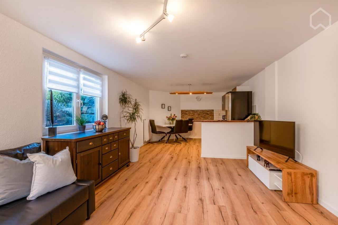 Melibokusblick Apartment Бенсхайм Екстериор снимка