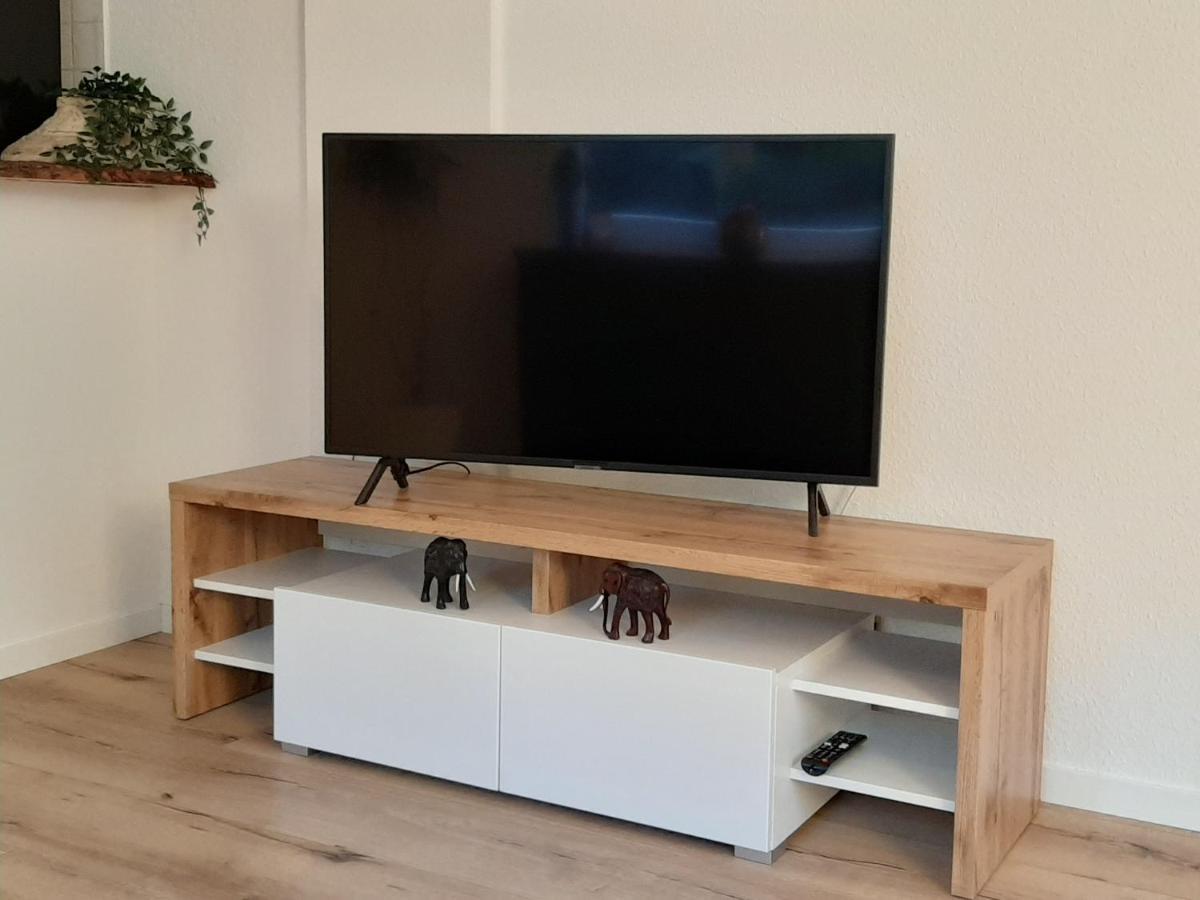 Melibokusblick Apartment Бенсхайм Екстериор снимка
